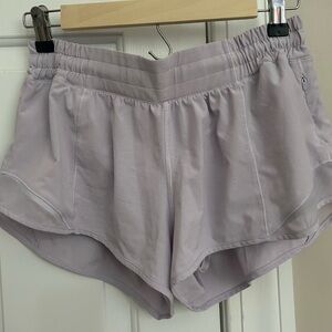 Lululemon Hotty Hot 2.5 Inch Shorts